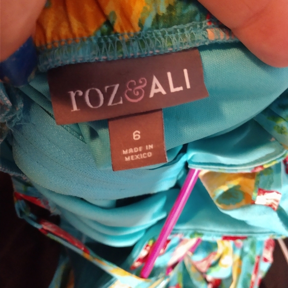 Blue flower print dress - Picture 4 of 4